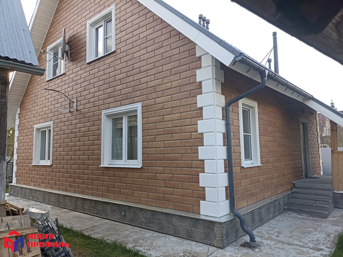 Отделочный элемент № 3 (белый), 0,25 х 0,38 м.